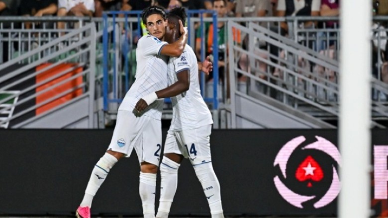Λάτσιο από ατσάλι, νίκη 2-0 επί της Βενέτσια και κορυφή στη Serie A