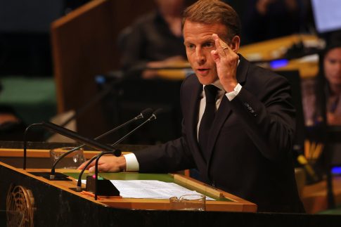 Βυτιοφόρο έριχνε σε φρεάτιο του Κηφισού βιομηχανικά απόβλητα που κατέληγαν στη θάλασσα – Τρεις συλλήψεις