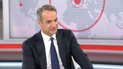 Γιατί οι σταρ χρεώνουν πλέον το αυτόγραφο;