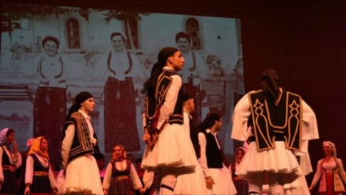“Κάποιος λέω θα με θυμάται” μια lecture performance από το Παρίσι στην Αθήνα