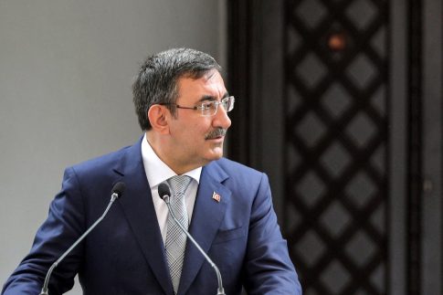 Χίος: Συνεχίζεται η κατάληψη γονέων στο δημοτκό σχολείο Πυργίου για τα μαθητικά δρομολόγια