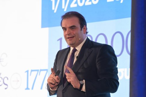 ΔΕΘ: Ο Κυριάκος Μητσοτάκης στο περίπτερο της ΕΡΤ – Οι νέες ψηφιακές δυνατότητες