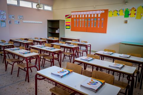 Μελέτη: Τα βακτήρια του εντέρου σχετίζονται με βασικές χημικές ουσίες του εγκεφάλου