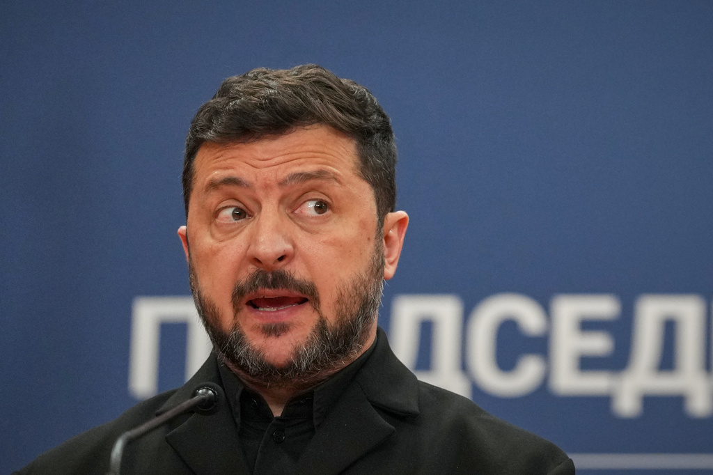 «Δύσκολα και αντιδημοφιλή μέτρα» σχεδιάζει ο Ζελένσκι για να καλυφθεί το έλλειμμα στον ουκρανικό προϋπολογισμό 