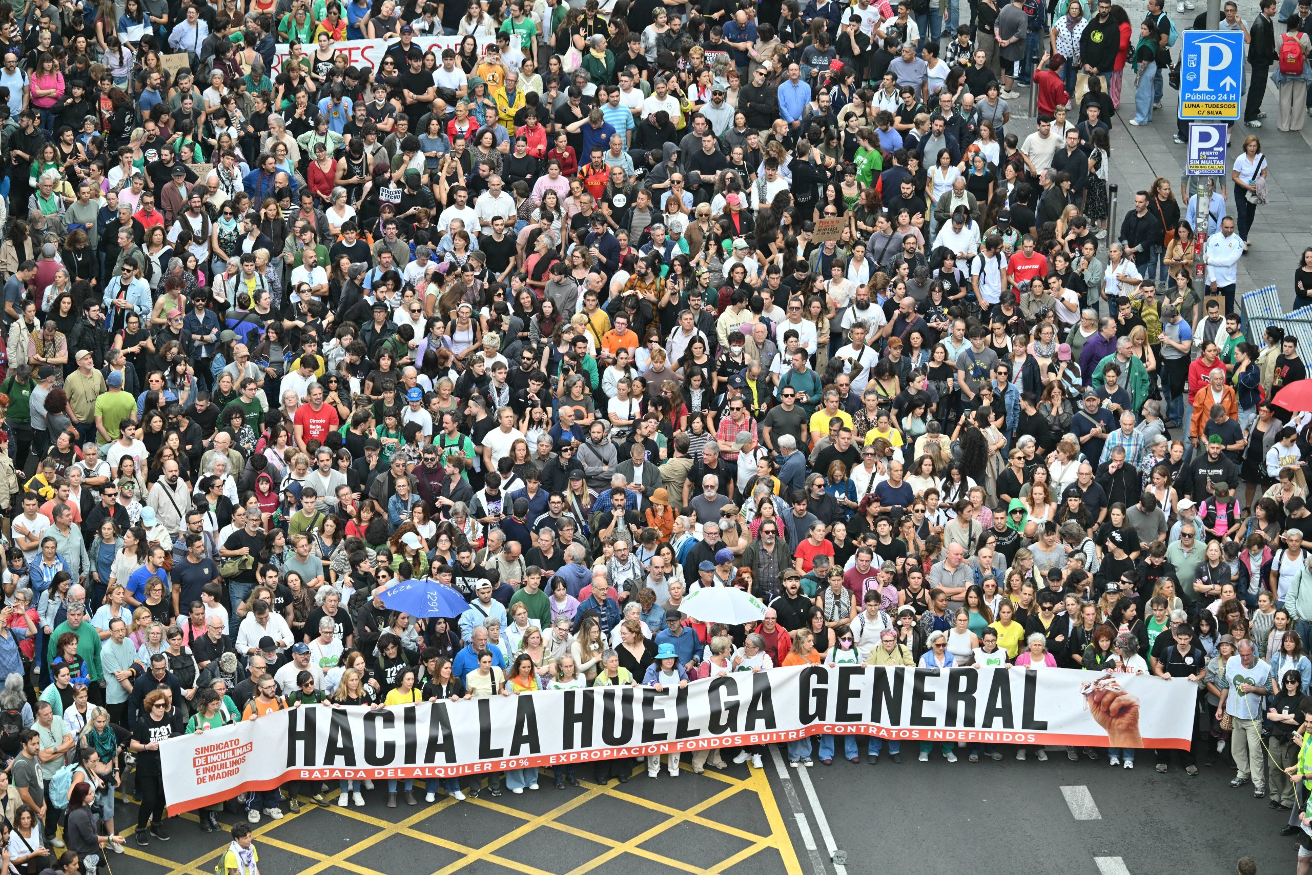 SPAIN-POLITICS-HOUSING-REAL ESTATE-DEMO Μεγάλες διαδηλώσεις στην Ισπανία για το στεγαστικό πρόβλημα