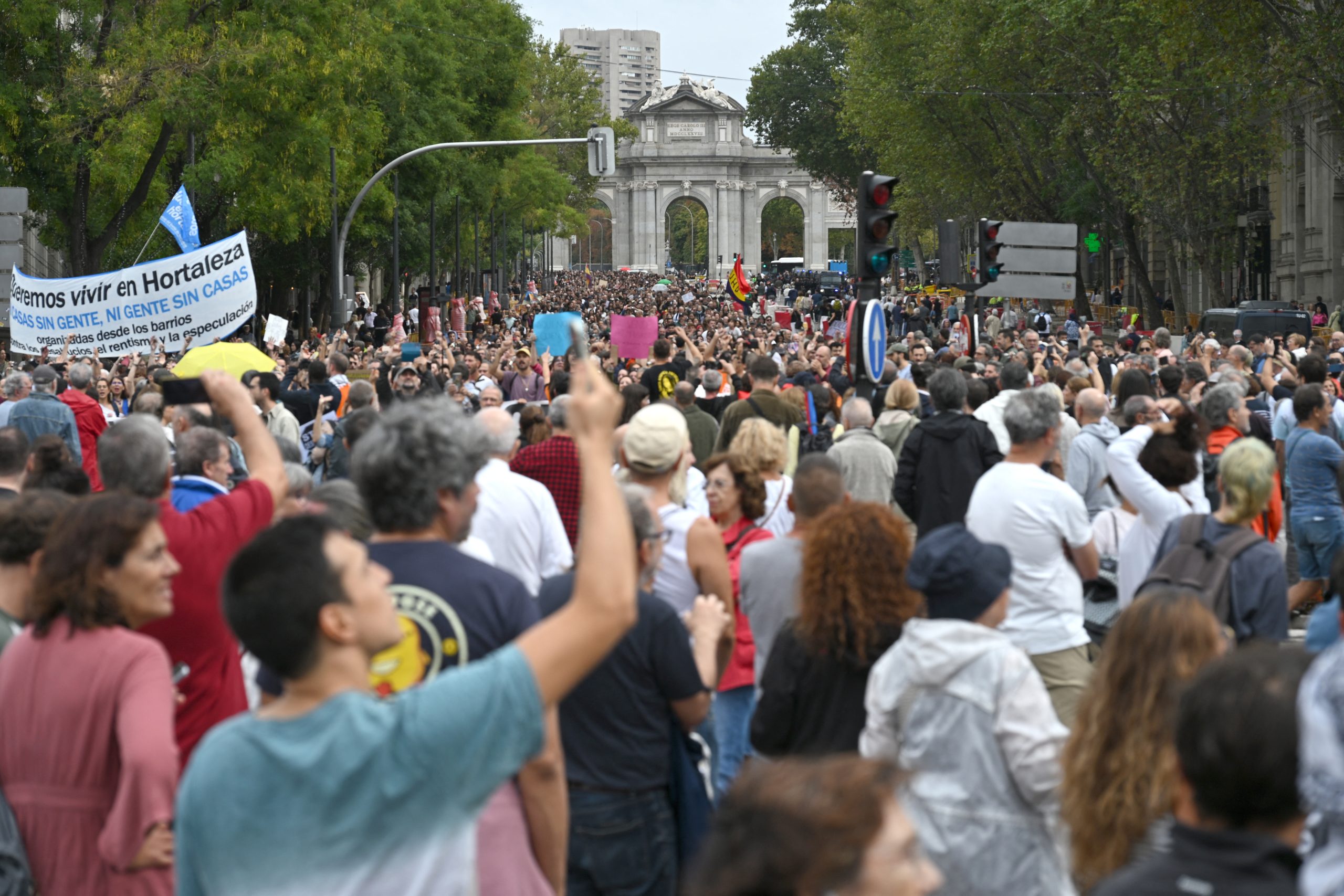SPAIN-POLITICS-HOUSING-REAL ESTATE-DEMO Μεγάλες διαδηλώσεις στην Ισπανία για το στεγαστικό πρόβλημα