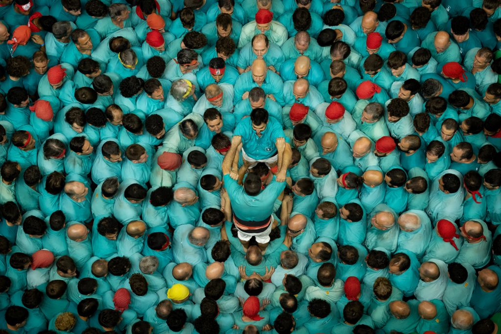 «Castells»: Η εντυπωσιακή καταλανική παράδοση των ανθρώπινων πύργων