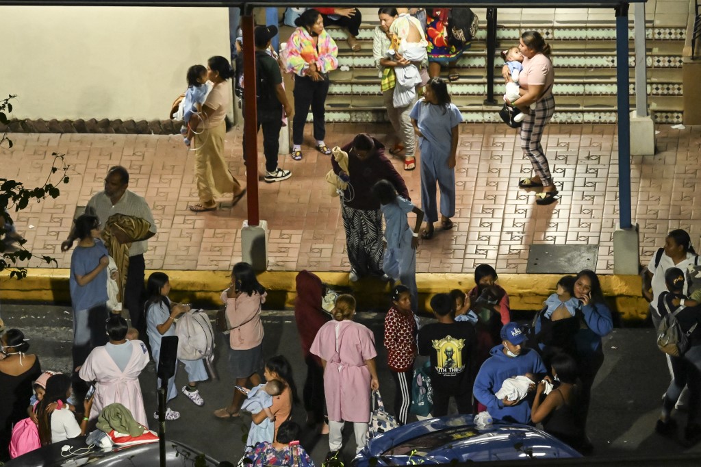 Ισχυρός σεισμός 7,7 Ρίχτερ στον Παναμά: Ζημιές σε κτήρια και δρόμους, καλά στην υγεία τους οι Έλληνες – Πάνω από 80 μετασεισμοί