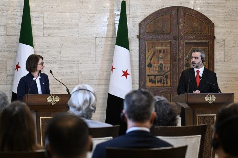 Αντιπλημμυρικά έργα 3,1 εκατ. ευρώ στον ποταμό Ενιπέα (vid)