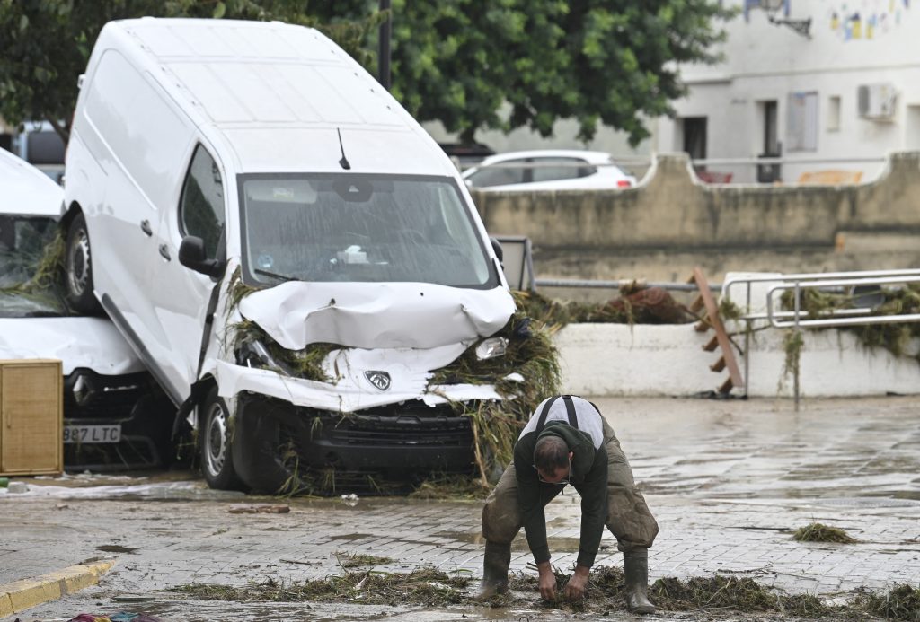 Ισπανία: Αυξήθηκαν σε τέσσερις οι νεκροί από τις βροχές και τις πλημμύρες στο ανατολικό τμήμα της χώρας