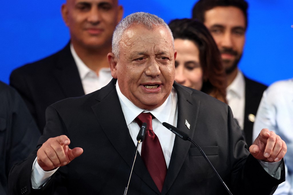 Εκλογές στο Ισραήλ: Νετανιάχου και Άιζενκοτ δηλώνουν αμφότεροι έτοιμοι να σχηματίσουν κυβέρνηση, ακόμη και χωρίς πλειοψηφία