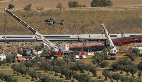 Χωριάτικο: Προφυλακίστηκε και ο Ρίζος Ρίζος – Συνολικά επτά στη φυλακή για την απάτη «μαμούθ», απολογούνται σήμερα οι υπόλοιποι 29