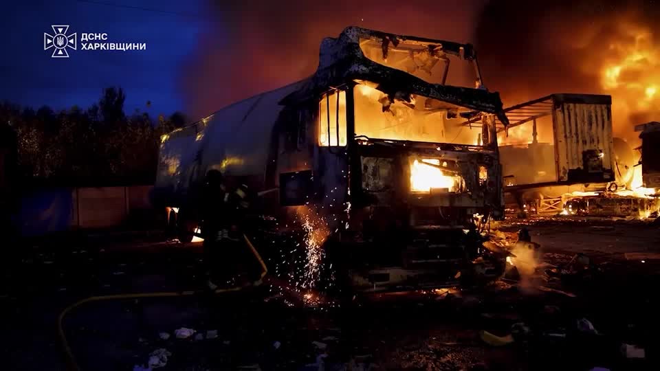 FT: Μεταφορά των τελωνείων στο εσωτερικό της ΕΕ επιδιώκει η Ουκρανία για να προστατευθούν τα φορτηγά από τα ρωσικά drones