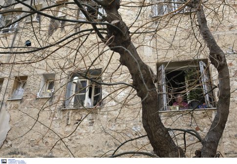 Ο Πάπας Λέων πήρε εξιτήριο από το νοσοκομείο και επιστρέφει στο Βατικανό