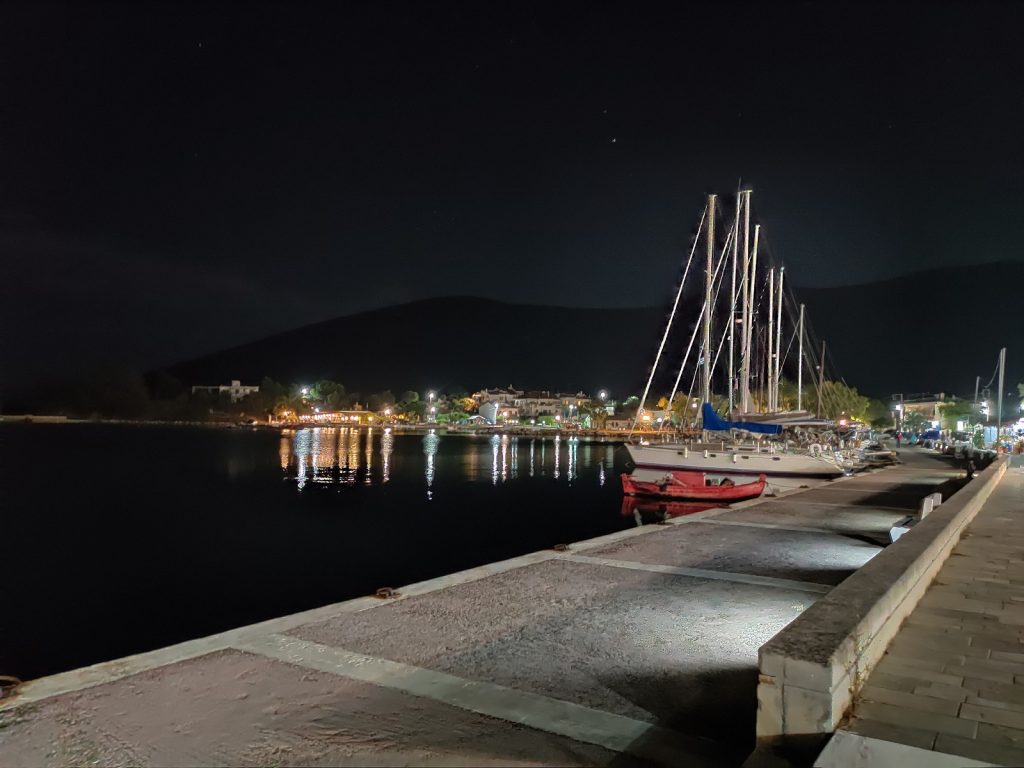 Αχίλλειο: Σε κινητοποιήσεις οι κάτοικοι για τη ζώνη λιμένα
