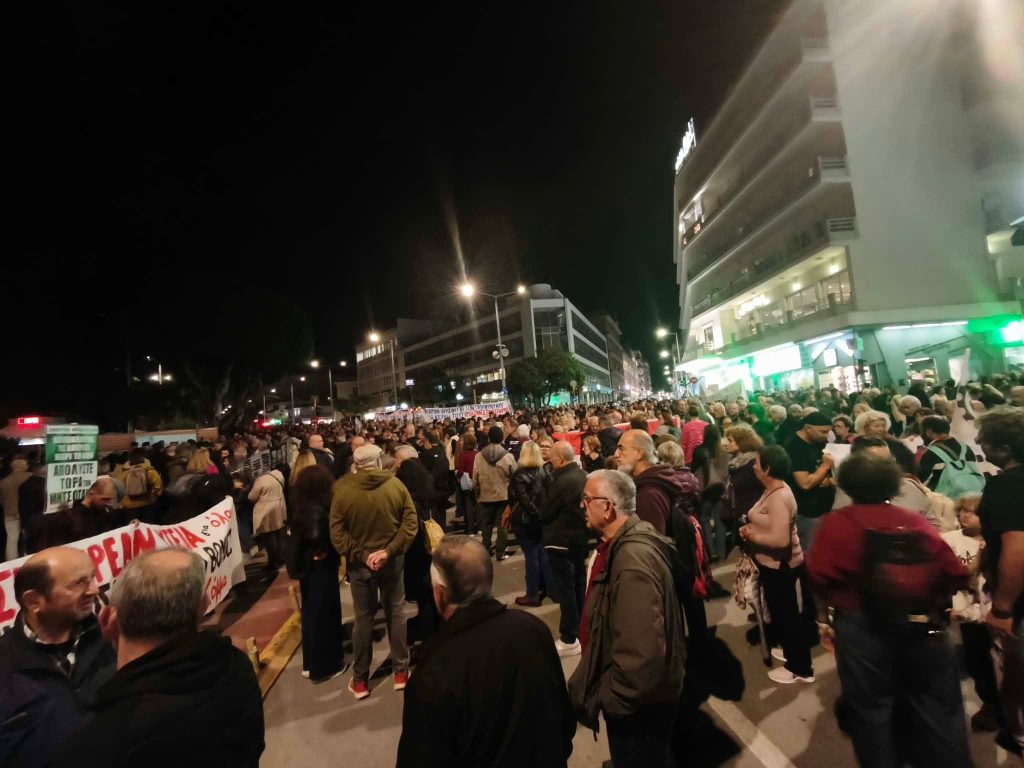 Στους δρόμους οι Χανιώτες για τη δημόσια υγεία – «Άμεση και ουσιαστική στήριξη του νοσοκομείου Χανίων»