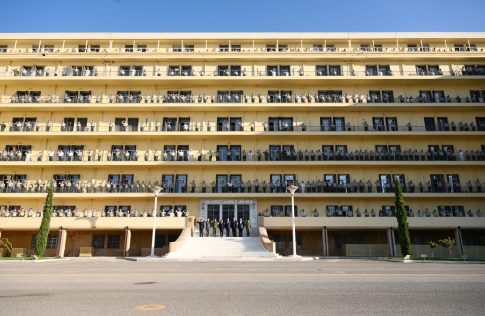Τραμπ: «Πολύ σύντομα» θα οργανωθεί συνάντηση Πούτιν – Ζελένσκι
