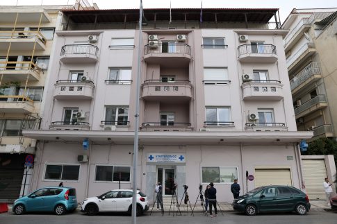 Κακοκαιρία με ισχυρές βροχές και θυελλώδεις ανέμους – Κόκκινος συναγερμός στην Κρήτη με νέο 112, κλειστά σχολεία και έκτακτα μέτρα, πού υπάρχει απαγορευτικό