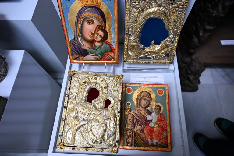 Υπεγράφη η ιστορική συμφωνία Ελλάδας – Βουλγαρίας: Εικόνες από τα 48 κειμήλια που επιστρέφουν στην Ελλάδα