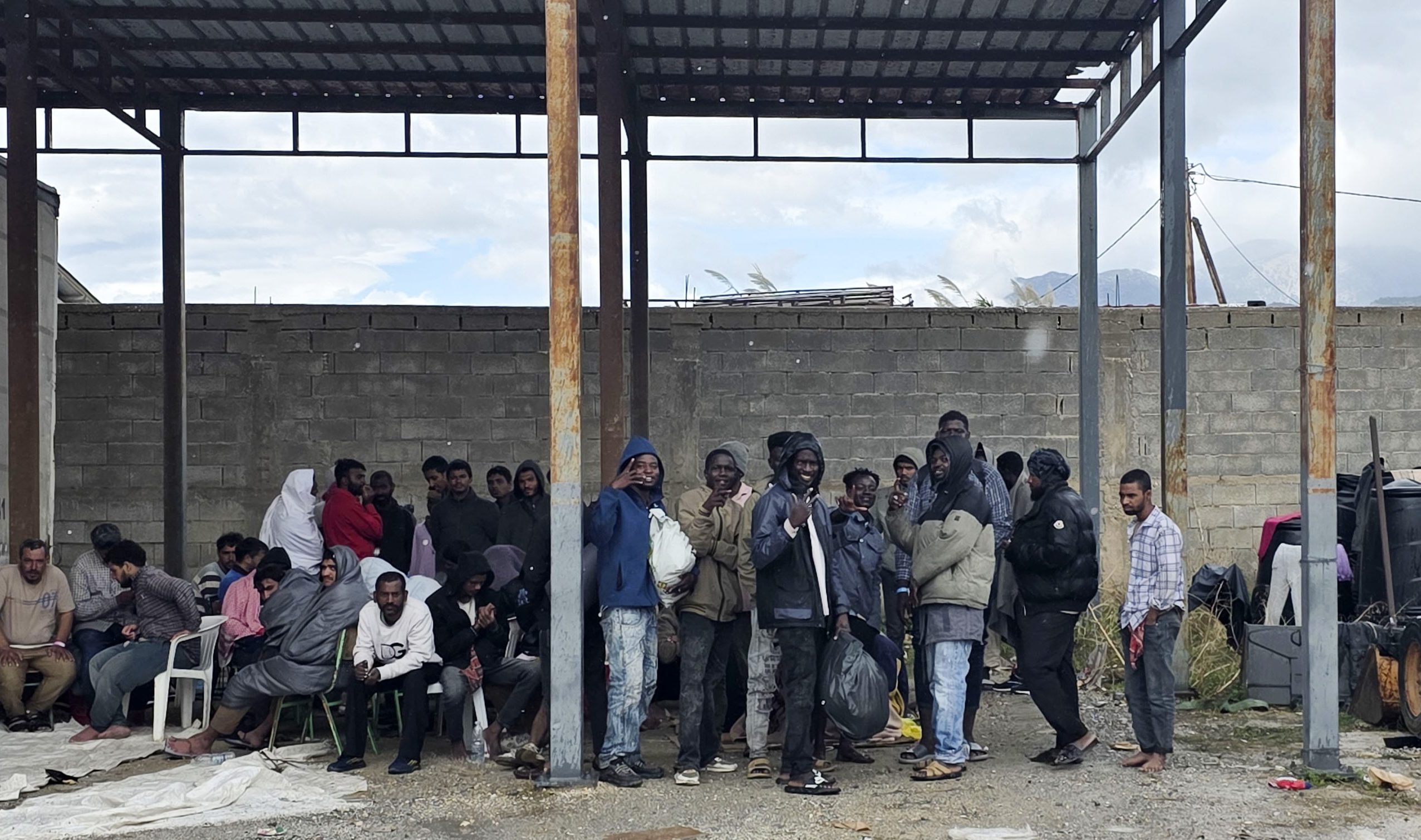 Ιεράπετρα: Ζητούν από το υπουργείο Μετανάστευσης να αναλάβει άμεσα τη μεταφορά των μεταναστών