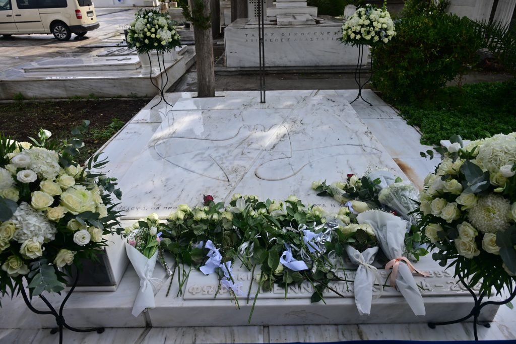 Φώφη Γεννηματά: Συγκίνηση στο μνημόσυνο πέντε χρόνια μετά τον θάνατό της – Η δήλωση του γιου της και του Νίκου Ανδρουλάκη