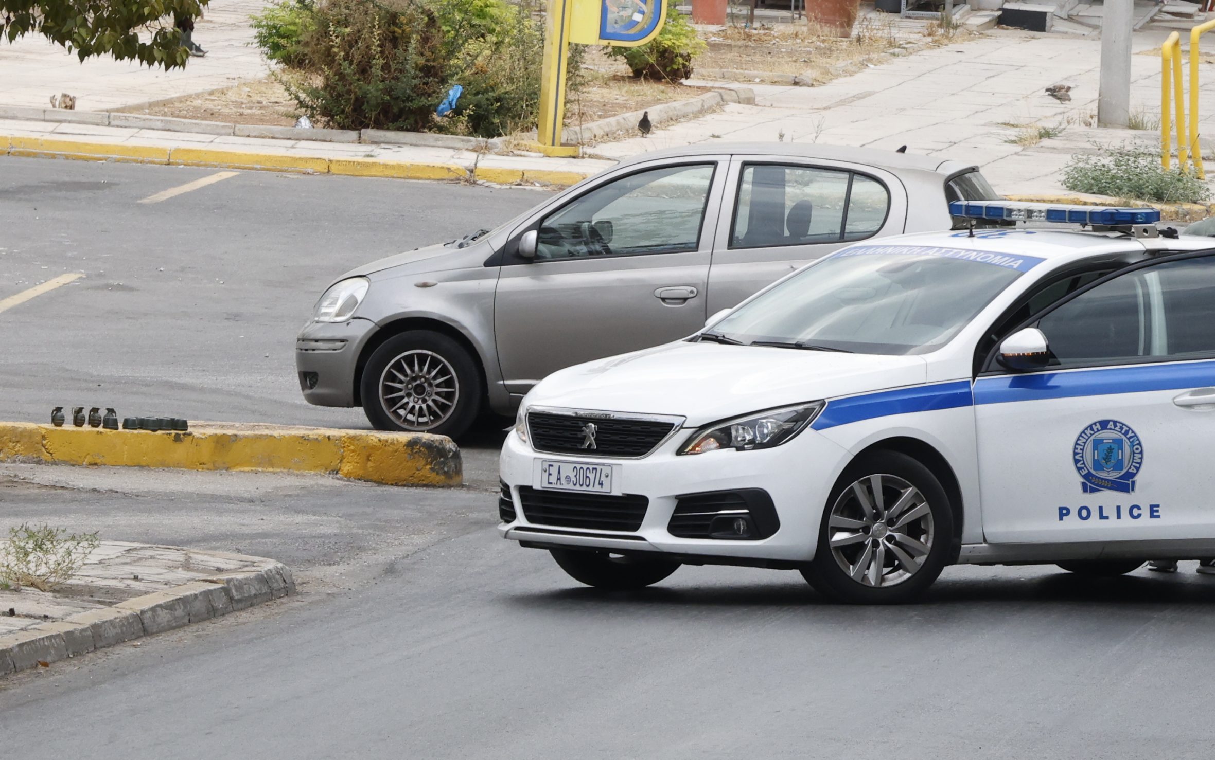 Διακοπή κυκλοφορίας στα Άνω Λιόσια λόγω πρόσκρουσης φορτηγού σε κολώνα του ΔΕΔΔΗΕ