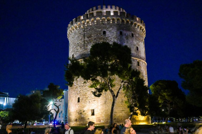 Την Τρίτη 27 Οκτωβρίου παρουσία Τασούλα – Μητσοτάκη ο νέος φωτισμός του Λευκού Πύργου