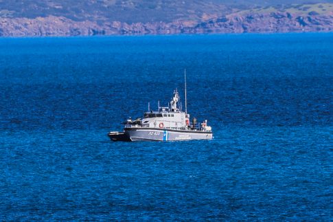 Πλεύρης στο ΕΡΤnews: Εγκληματίες οι διακινητές μεταναστών, τους αντιμετωπίζουν ως εμπόρευμα – Μειωμένες οι ροές στο Αιγαίο το 2026