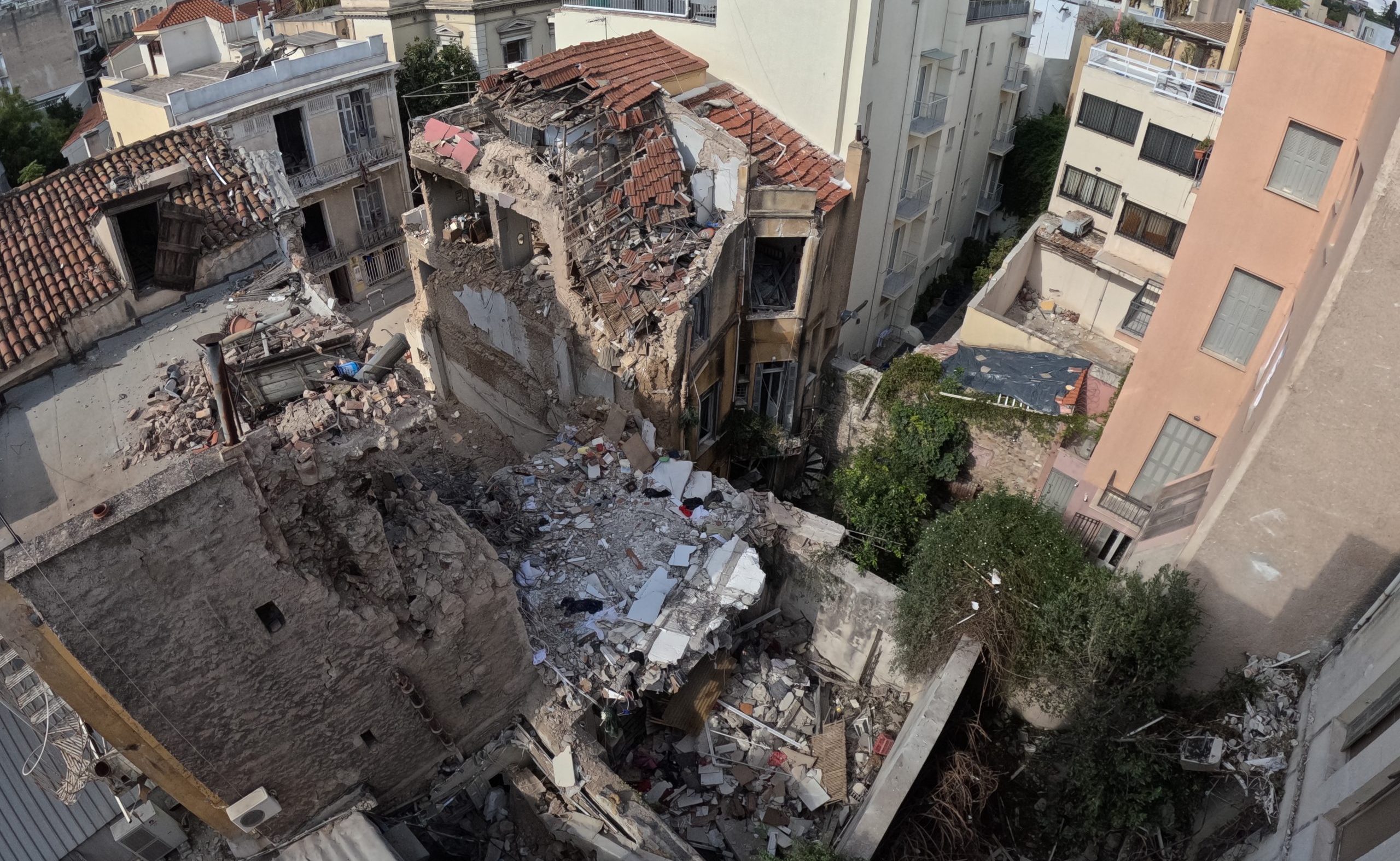 Τσίγκας στο ΕΡΤnews: Πώς η κλοπή του χαλκοσωλήνα οδήγησε στην τραγωδία της Πλάκας – Ο κίνδυνος για το σχολικό λεωφορείο με τα 12 παιδιά