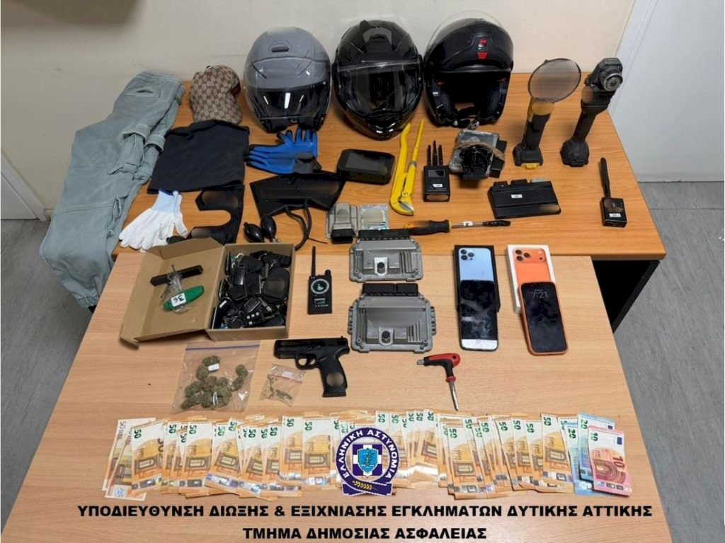 Συμμορία έκλεβε οχήματα και μηχανές στην Αττική με λεία πάνω από 350.000 ευρώ – Πώς δρούσε