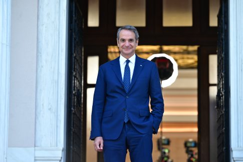 Πορτοκαλί προειδοποίηση για ισχυρές καταιγίδες στη Μαγνησία και τις Σποράδες