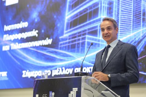 Καύσιμα: Μικρή υποχώρηση στην αμόλυβδη, σταθερό το πετρέλαιο κίνησης