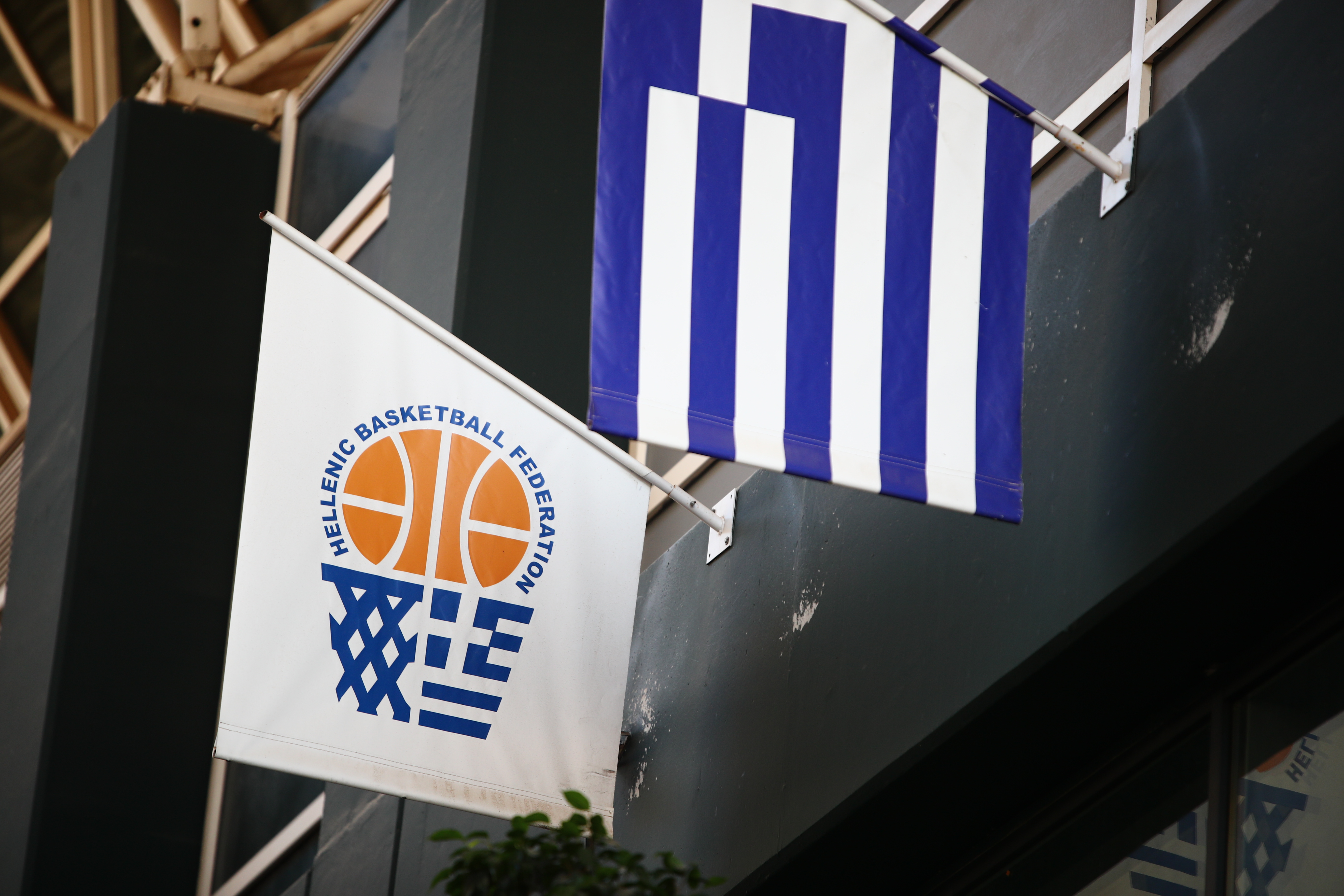 Απολογούνται σήμερα οι συλληφθέντες για τους στημένους αγώνες μπάσκετ – Το παρασκήνιο της έρευνας και οι 50 ύποπτοι αγώνες