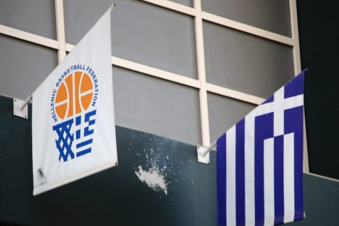 Βόλος: Συνελήφθησαν δύο νεαροί με κάνναβη, κοκαΐνη και μαχαίρι