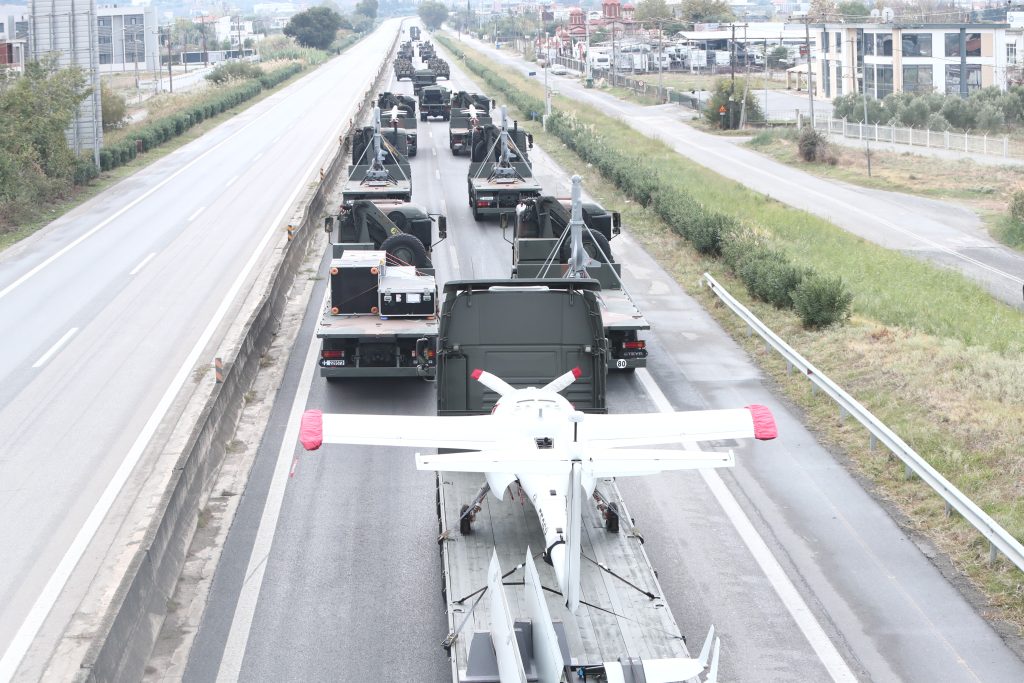 Πρόβα για τη μεγάλη στρατιωτική παρέλαση της 28ης Οκτωβρίου στη Θεσσαλονίκη