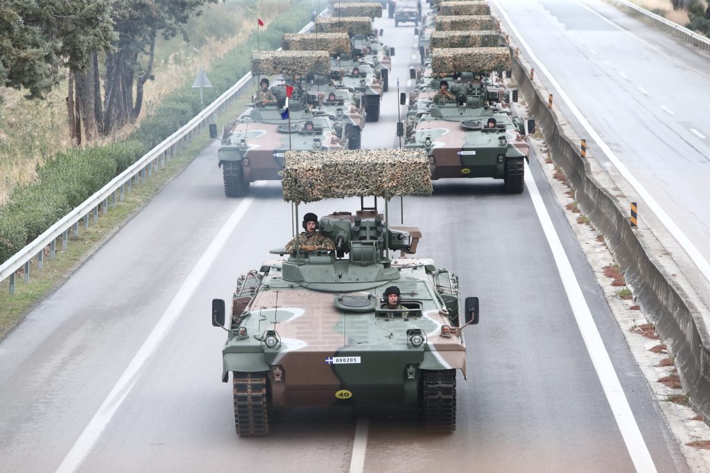 Με νέα οπλικά συστήματα η πρόβα τζενεράλε για τη μεγάλη στρατιωτική παρέλαση της 28ης Οκτωβρίου