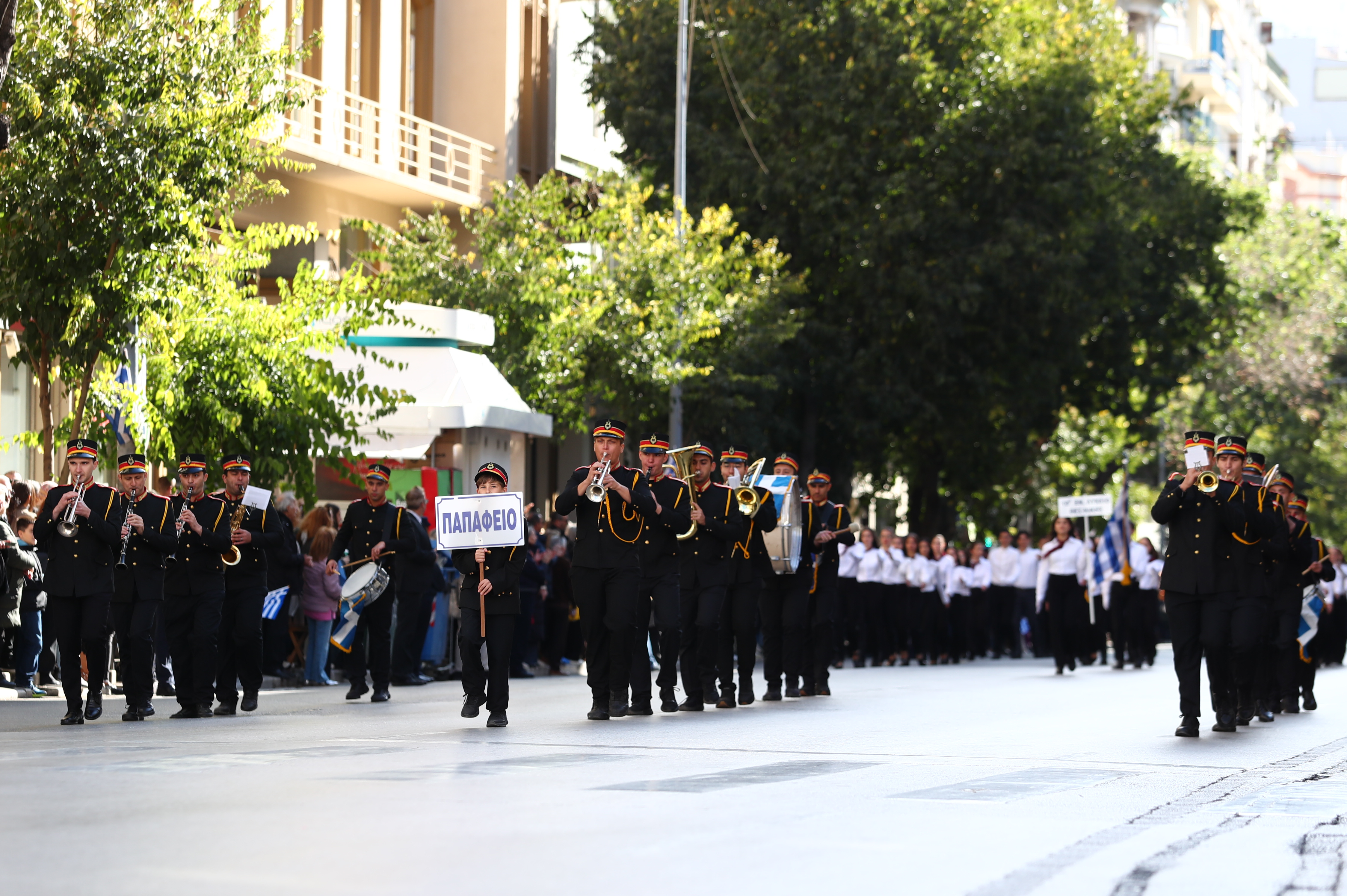 Θεσσαλονίκη: Ολοκληρώθηκε η μαθητική παρέλαση- Αγγελούδης: «Η παρέλαση των νέων παιδιών υπενθυμίζει πως μια ισχυρή πατρίδα απαιτεί ισχυρά θεμέλια»