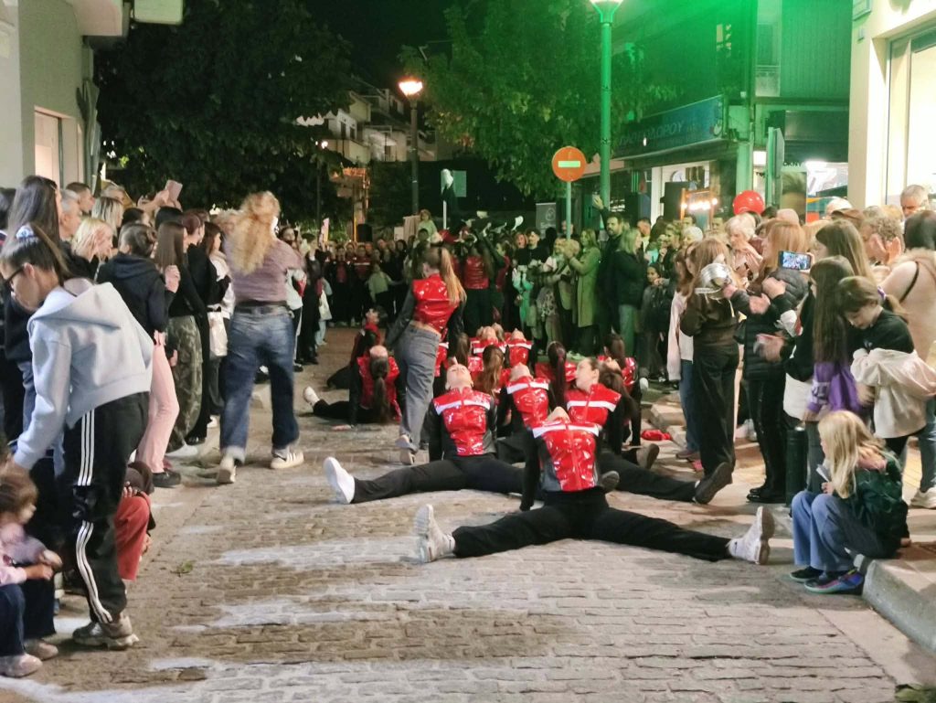 «Ραντεβού στη Μακεδονομάχων»: Η Κοζάνη έδωσε χώρο στους ανθρώπους και υποδέχθηκε τους πρωτοετείς