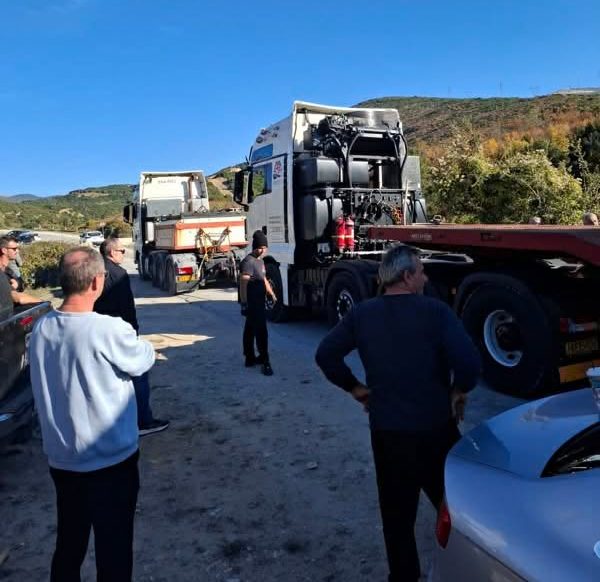 Καστανιά Σερβίων: Καταγγελίες για διέλευση φορτηγών 70 τόνων παρά την απαγόρευση κυκλοφορίας