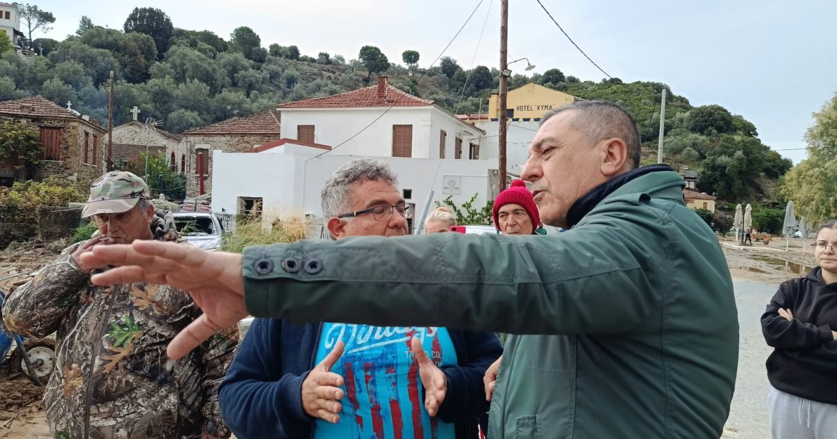 Στον Πλατανιά ο Δημήτρης Κουρέτας: «Το πλημμυρικό φαινόμενο οφείλεται στους φραγμένους αγωγούς»