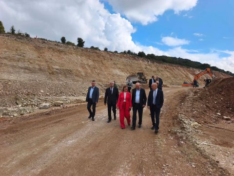 Χρυσοχοΐδης στους Φιλιάτες: 25 εκατ. ευρώ για τις φυλακές και προκήρυξη για 60 συνοριοφύλακες