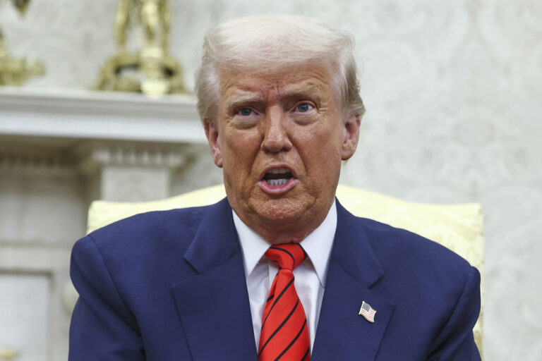Τραμπ: Με δικά μου χρήματα ή μέσω MAGA οι διαφημίσεις ενόψει των εκλογών