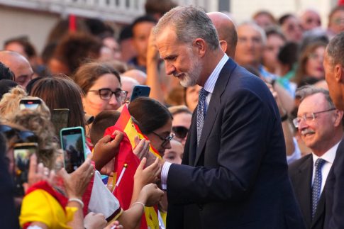 «Ο σώζων εαυτόν σωθήτω»: </br>Ο πόλεμος για την υγεία και </br> ο κόσμος που αλλάζει