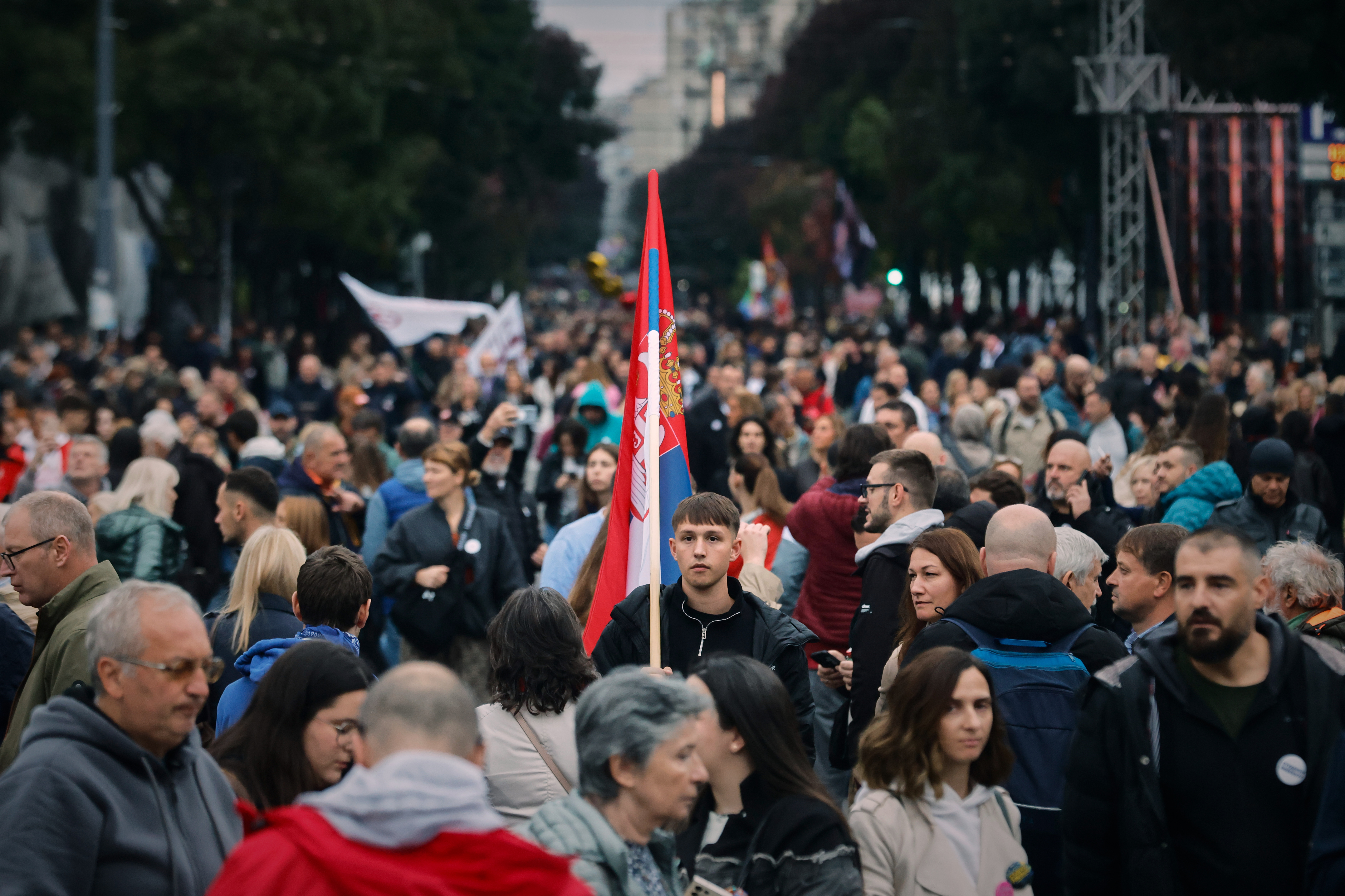 Σερβία: Ανοίγουν οι κάλπες με φόντο την απόλυτη πόλωση και τον φόβο ταραχών