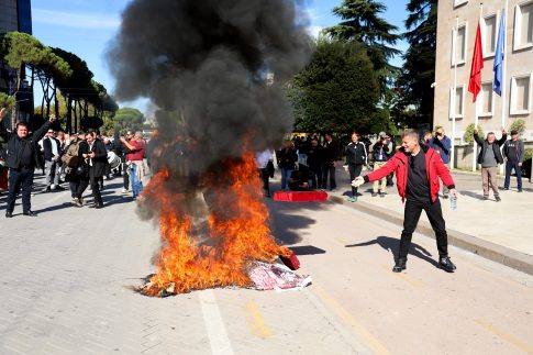 Live streaming: Δείτε τον Λευτέρη Πετρούνια στον τελικό των κρίκων στο 54ο Παγκόσμιο Πρωτάθλημα Ενόργανης Γυμναστικής (16:45, ΕΡΤ2 ΣΠΟΡ)