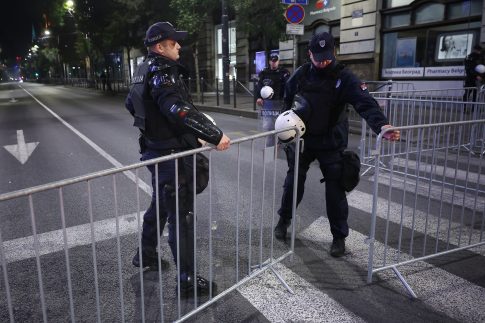 <strong>Oλοκληρώθηκε η επιχείρηση για την απομάκρυνση δύο χειροβομβίδων</strong> στο Κολωνάκι – Αποκαταστάθηκε η κυκλοφορία των οχημάτων στη Σκουφά