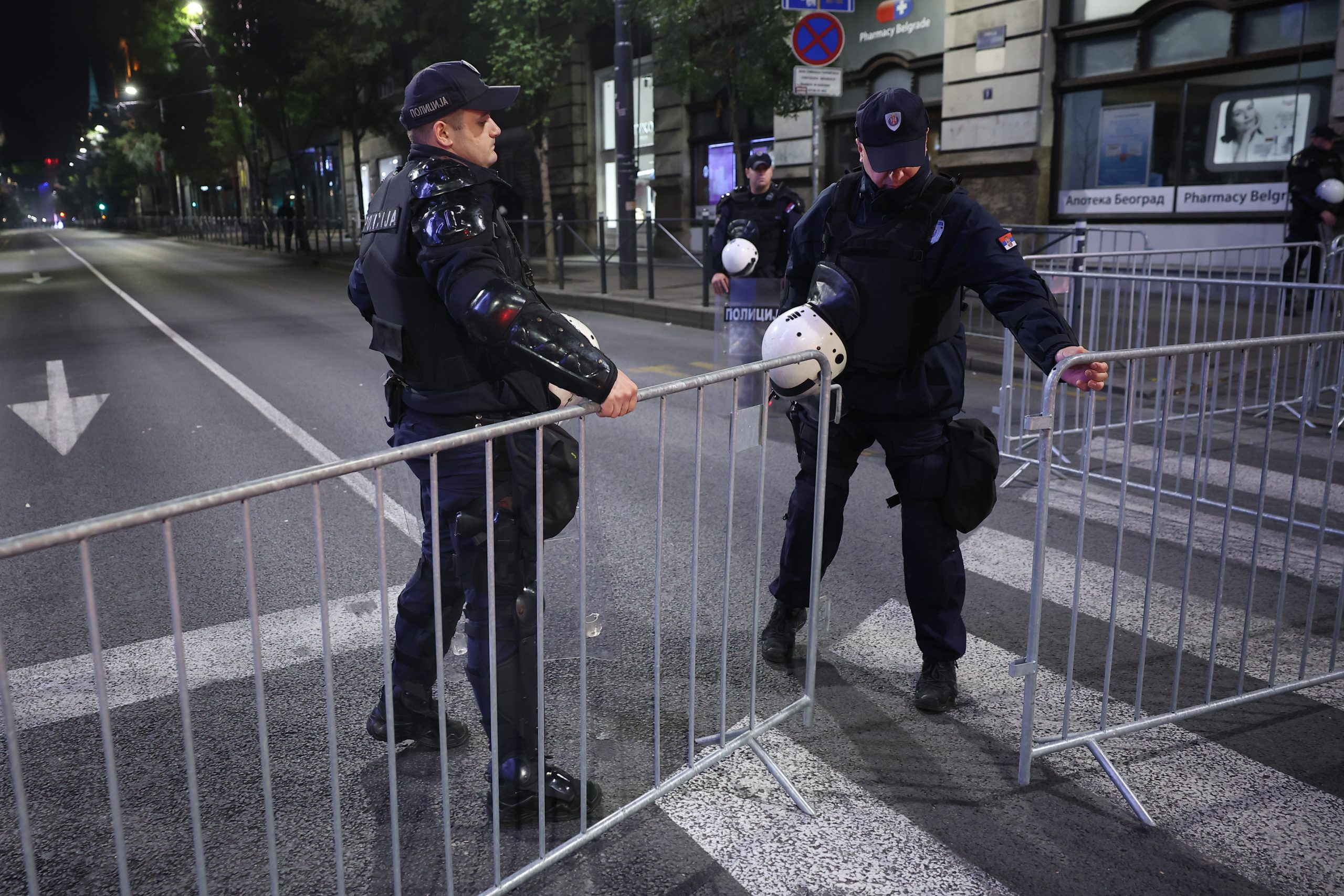Επίθεση με μαχαίρι έξω από την ισραηλινή πρεσβεία στο Βελιγράδι – Νεκρός ο δράστης