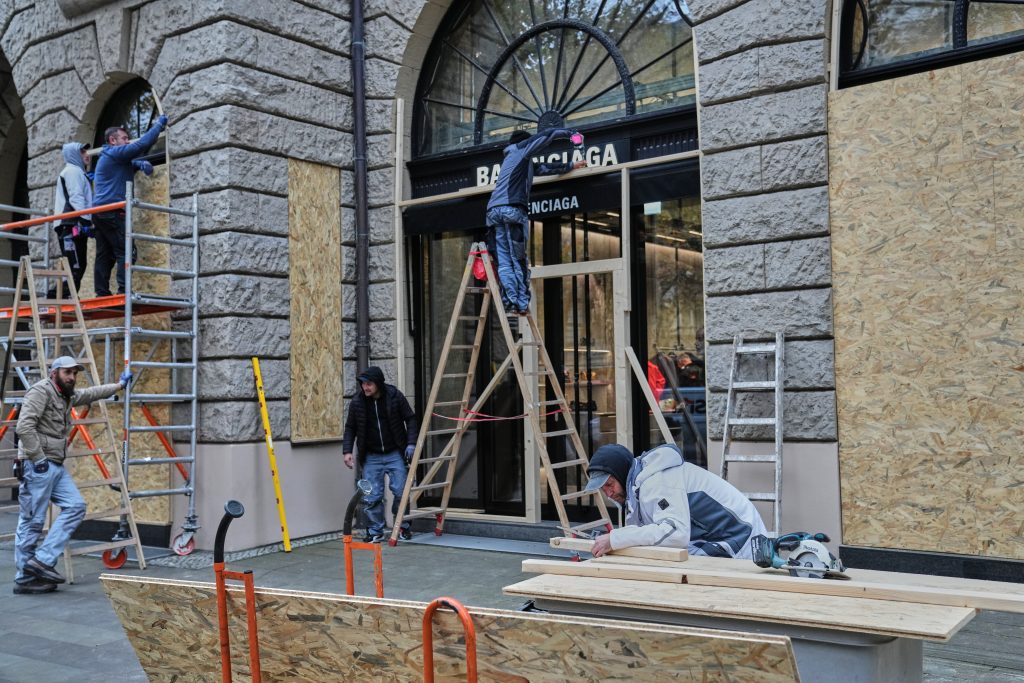 Γερμανία: Στους δρόμους η Gen Z σε 34 πόλεις – Διαδηλώνει κατά της υποχρεωτικής θητείας και του υψηλού κόστους ζωής