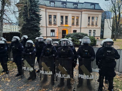 «Χωριάτικο»: Έρευνα της ΑΑΔΕ για τυχόν εμπλοκή υπαλλήλων της στην υπόθεση φοροδιαφυγής