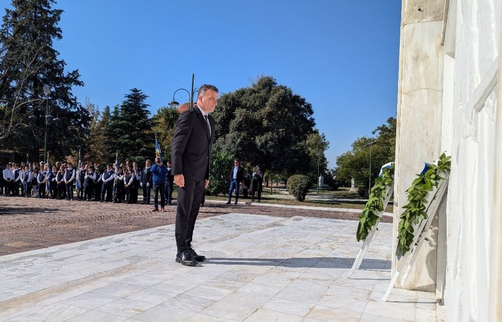 Η Λάρισα γιορτάζει την επέτειο απελευθέρωσης από τους Γερμανούς κατακτητές